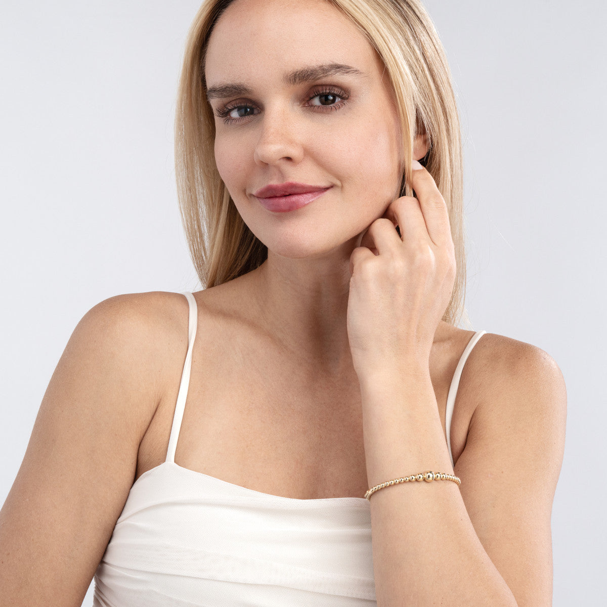 14K Yellow Gold Graduated Bead Bangle