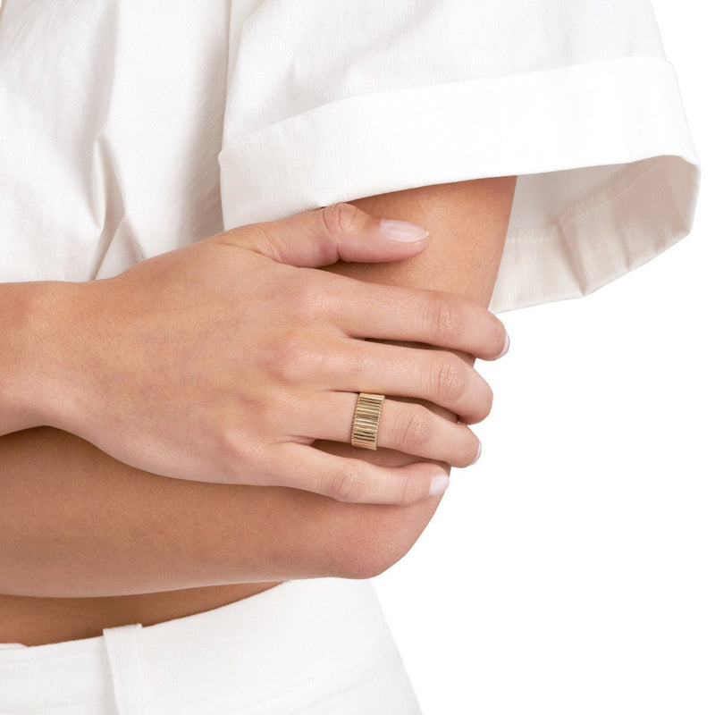 14K Yellow Gold Ribbed Cigar Wide Band Ring